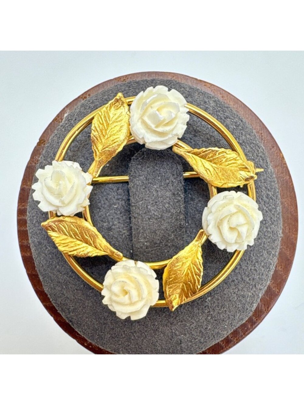Signed Flower Leaf Wreath Brooch Carved Flowers VTG 12K Gold Filled 1.25"